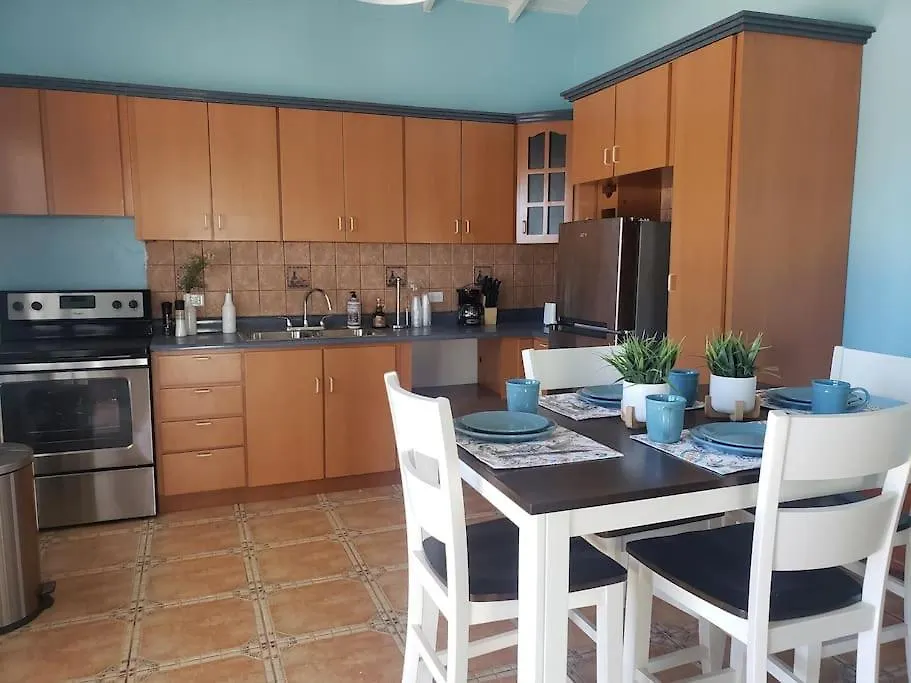 Jobos Beach Apt #1 Near Food Truck And Beach . Isabela