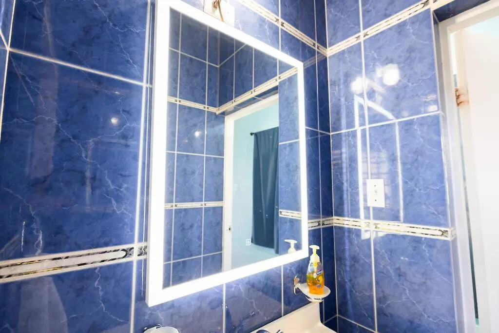 Jobos Beach Apt #1 Near Food Truck And Beach . Isabela